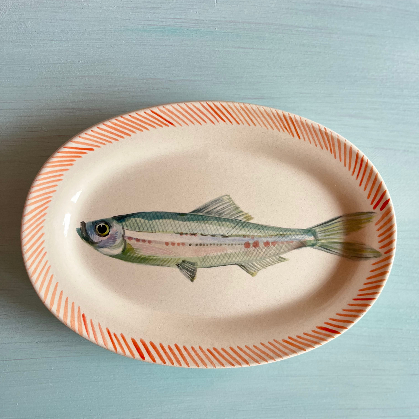 Keramikteller mit Sardinen Motiv