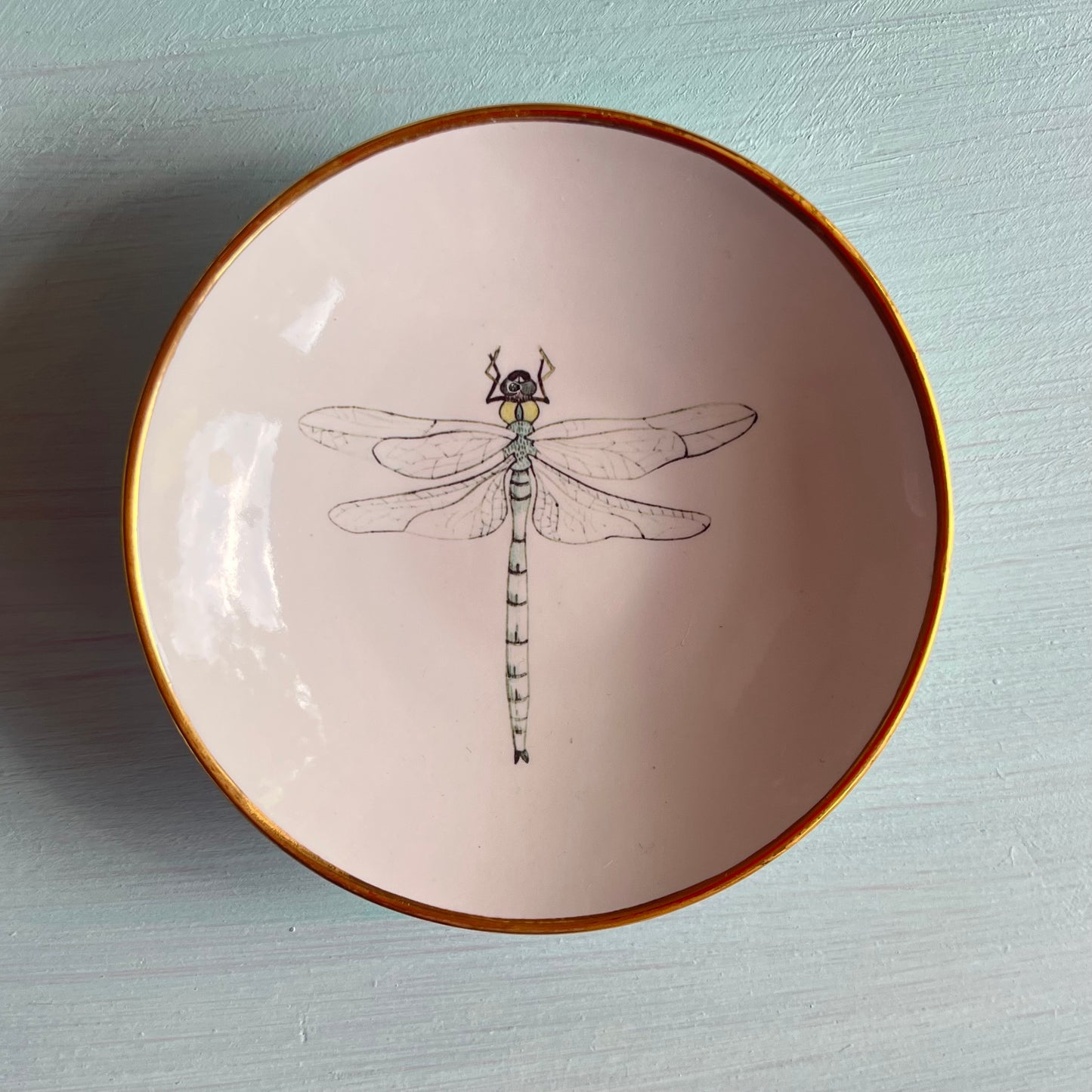 Porzellanschälchen mit Libelle und Goldrand