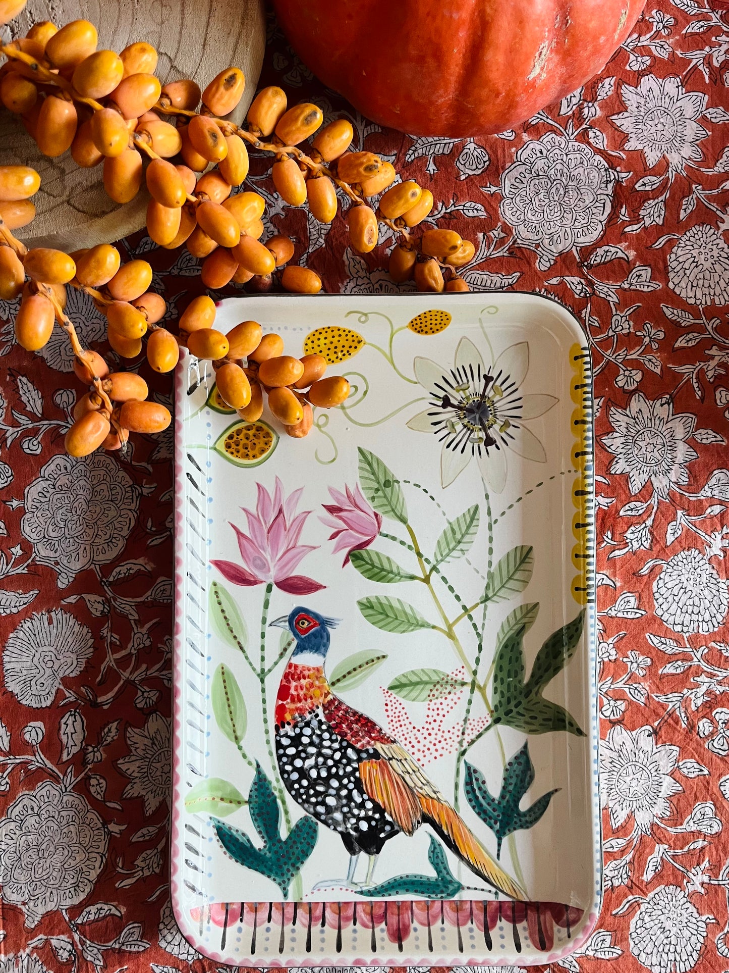 Handbemaltes Tablett "Bloom & Feather"