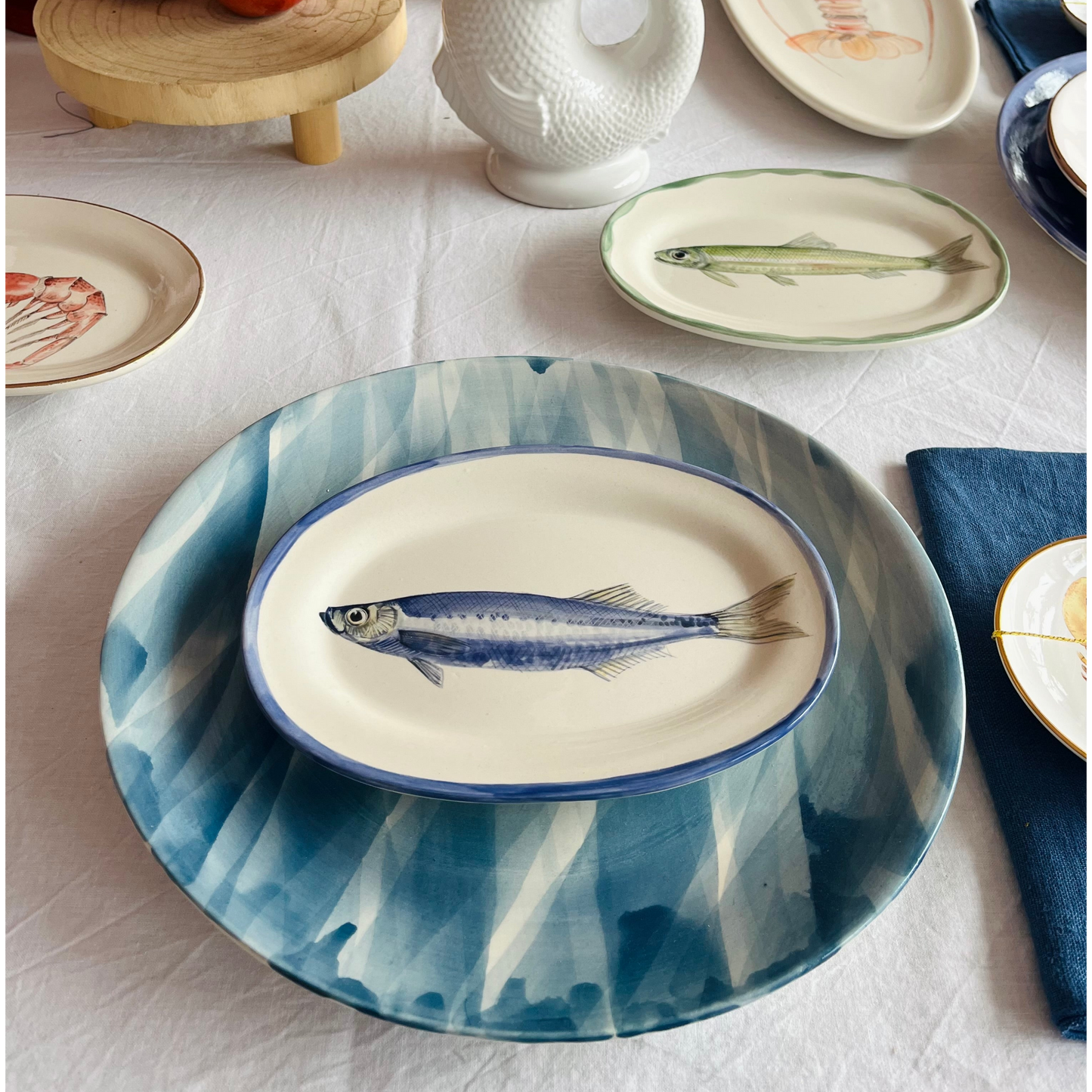 Keramikteller mit Sardinen Motiv