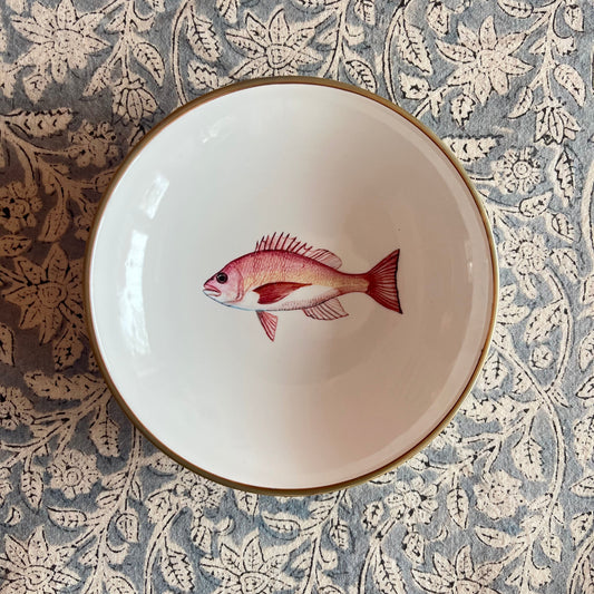Porzellanschälchen mit Fisch rot